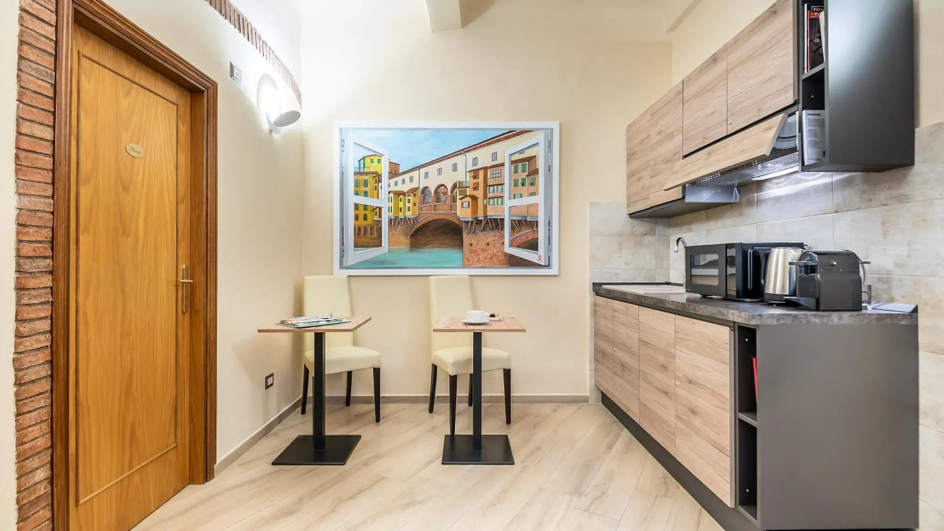 La Repubblica Suites フィレンツェ ゲストハウス